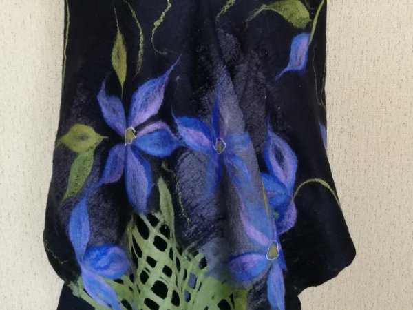 Veltas šalis "Nakties karalienei" - Wraps & cloaks