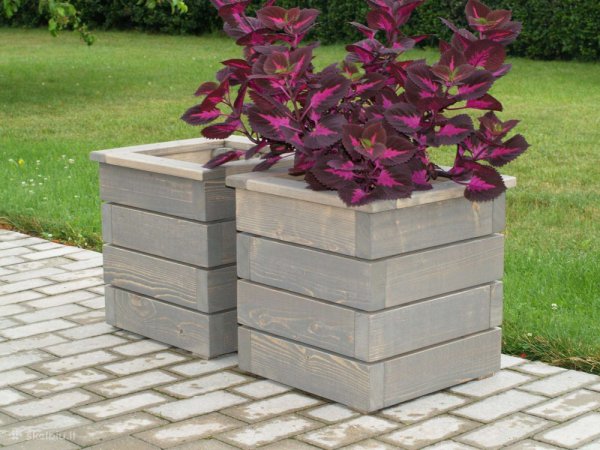 wooden outdoor pots 3