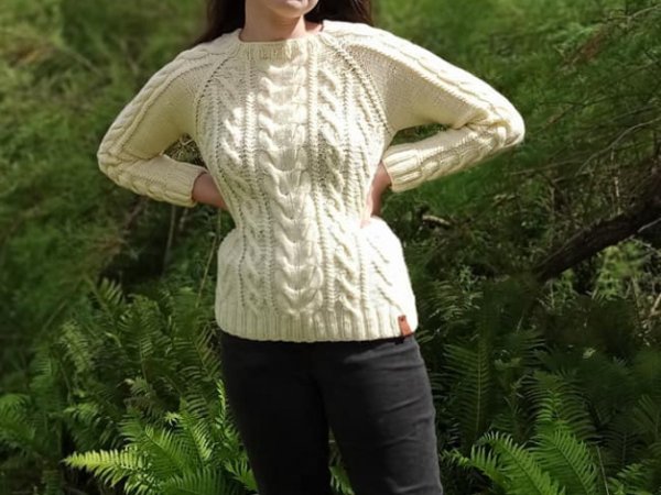 Baltas pyniuotas - Sweaters & jackets
