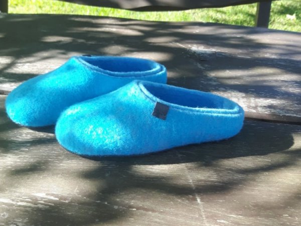 Žydros šlepetės - Shoes & slippers
