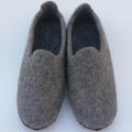 Natural gray slippers - Shoes & slippers - felting
