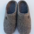 Naturally gray slippers - Shoes & slippers - felting