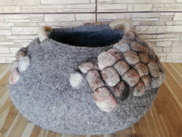 felt cat cave-1 - For pets
