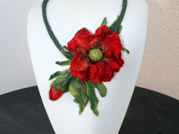 Kaklo papuošalas ,,AGUONA,, - Necklaces