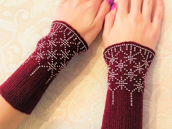 GP-1023 Riešinės bordo spalvos - Wristlets
