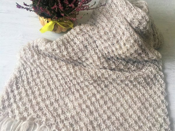 GP-931 Smėlio spalvos megztas šalikas - Scarves & shawls