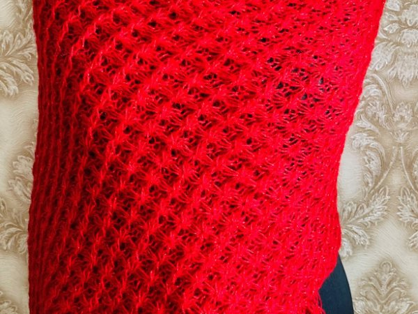 GP-1066 Raudonos spalvos su liureksu megztas šalikas - Scarves & shawls