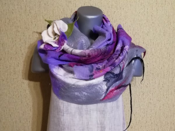 Veltas šalis su sage alyvinės, pilkos, baltos spalvų - Scarves & shawls