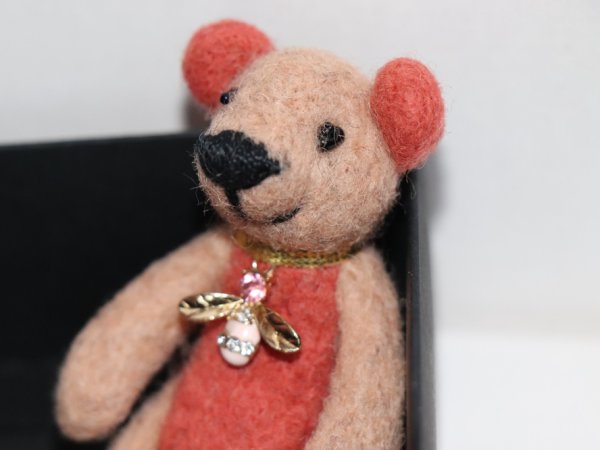 Sagė iš vilnos "Rozalinda Puošeiva" - Accessories