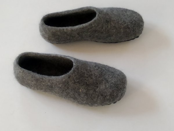 Moteriškos - Shoes & slippers
