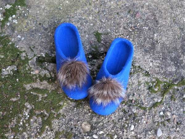 Ryškiai mėlynos su kailiuku - Shoes & slippers