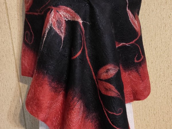 Akcija .Veltas šalis juodos-avieninės spalvų. - Scarves & shawls