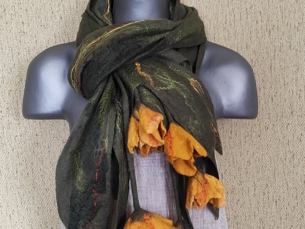 veltas šalikas " Pavasario linksmybės" - Scarves & shawls