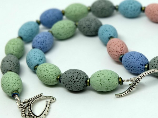 Multicolored lava necklace 3