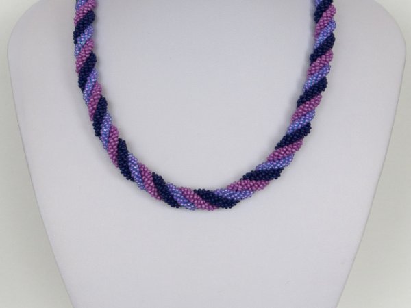 Tricolor necklace  - Biser