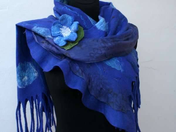 Veltas šalikas ,,MĖLYNAS SAPNAS,, - Scarves & shawls