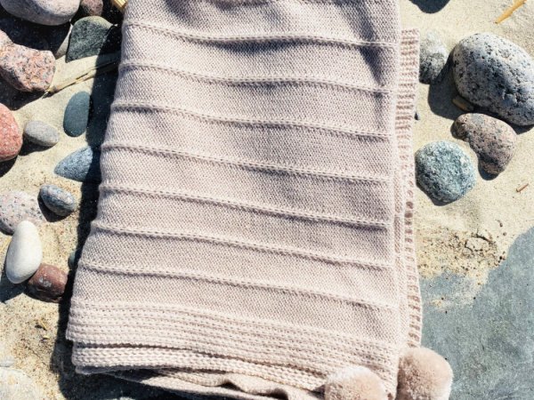 GP-1260 Merino vilnos pledukas smėlio spalvos - Rugs & blankets