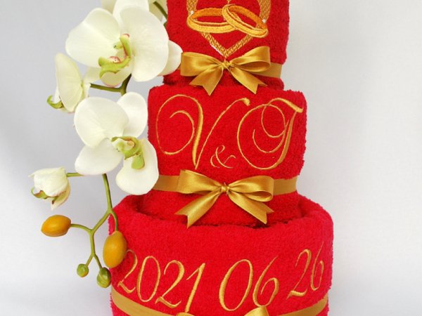 Dovana medvilninių vestuvių proga - medvilninių siuvinėtų rankšluosčių tortas - Needlework