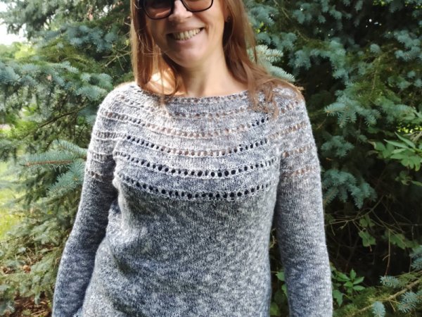 Pilkas besiūlis megztukas - Sweaters & jackets