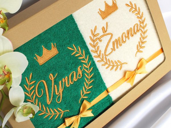 Siuvinėti rankšluosčiai žmonai ir vyrui - vestuvių proga - Needlework
