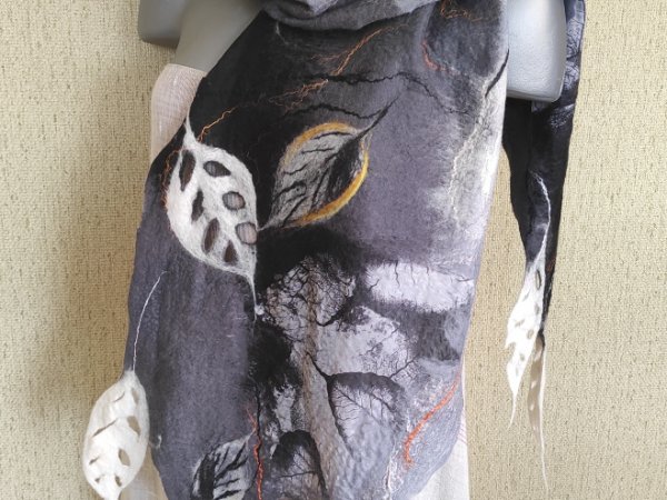 veltas šalikas"Rudens audros" - Scarves & shawls