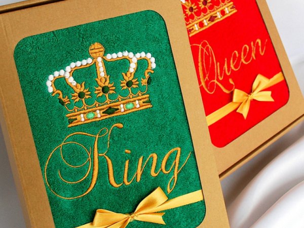 King / Queen - siuvinėti rankšluosčiai - Needlework