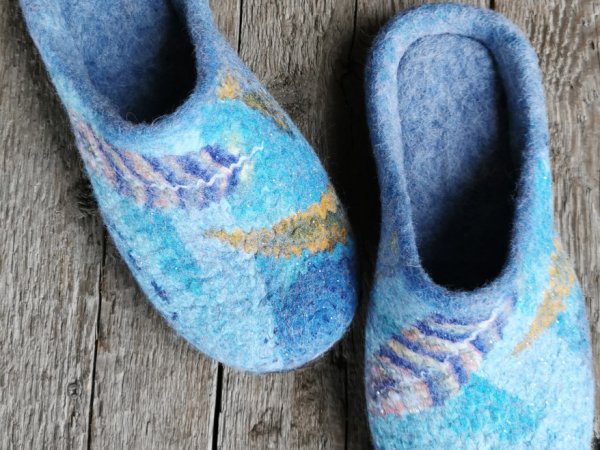 Lengvos plunksnos - Shoes & slippers