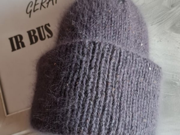 Žieminė kepurė balta 3