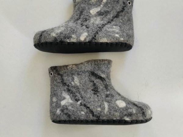 Kambariniai veltinukai - Shoes & slippers