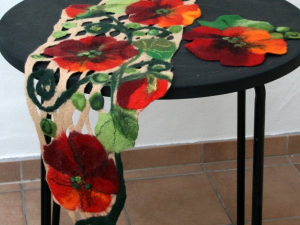 Veltas stalo takelis  ir servetėlė ,,NASTURTĖS,, - Tablecloths & napkins