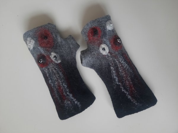Riešinės su gėlėmis - Wristlets