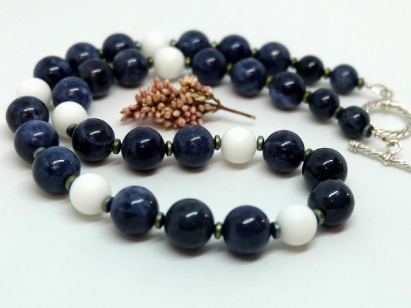 Diumorthite and onyx necklace .... - Necklace