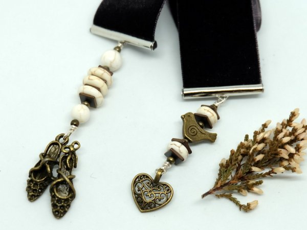 Book mark with bird and heart - Book tabs