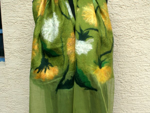 Veltas salikas ,,PIENIU PUKAS,, - Scarves & shawls