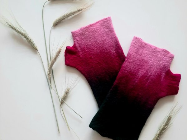 Vetos rožinio žalio riešinės - Wristlets