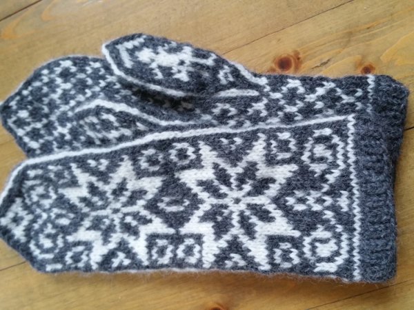 Vilnonės pirštinės 10 - Gloves & mittens