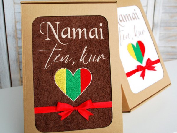 Namai ten, kur LIETUVA - Siuvinėti rankšluosčiai - Needlework