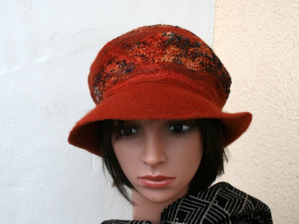 velta skrybėlaitė,,RAPSODIJA RUDENS ,, - Hats