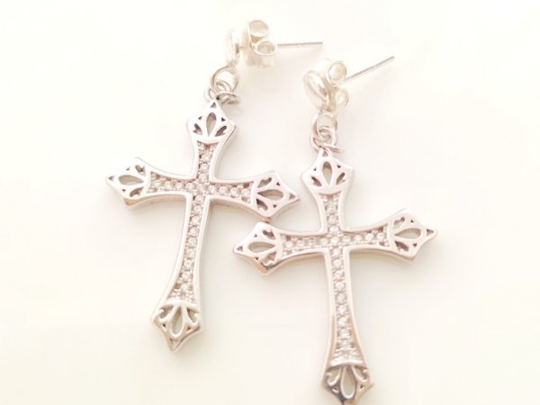 Baroque style cross earrings 2