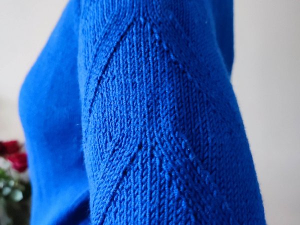 blue knitted dress 3