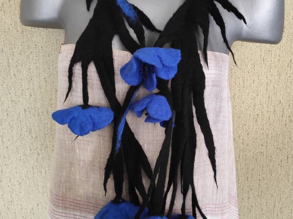 Išskirtinis papuošalas " Juoda- mėlyna" - Accessories