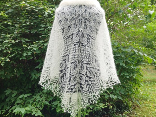 Lace shawl ivory color 3