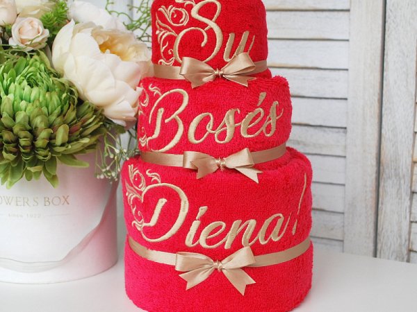 Boso dienai - rankšluosčių tortas 2