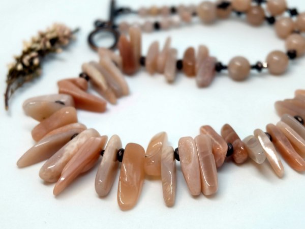 Sunstone necklace and earrings... necklace length approx. 43.5 cm ... 2