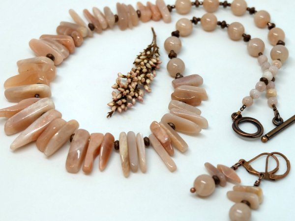 Sunstone necklace and earrings... necklace length approx. 43.5 cm ... - Kits