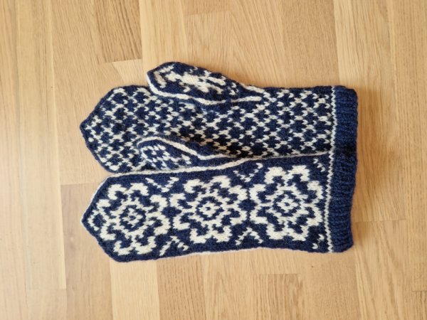 Pirštinytės Nr11 - Gloves & mittens