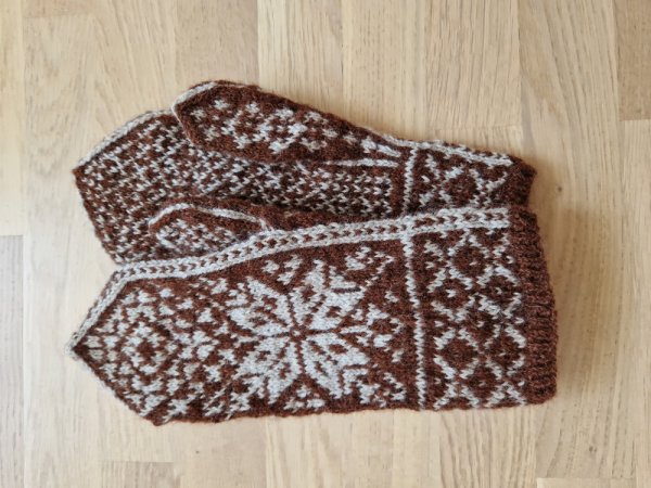 Pirštinytės Nr24 - Gloves & mittens