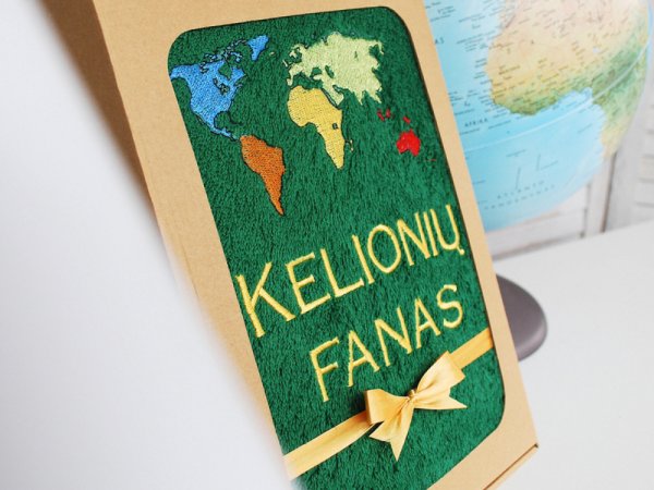 Dovana keliautojui - siuvinėtas rankšluostis - Kelionių fanas 2