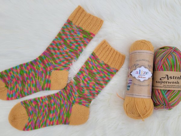 Saldainių kojinės - Socks