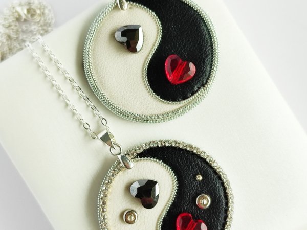 Yin Yang charm pendant necklace 3